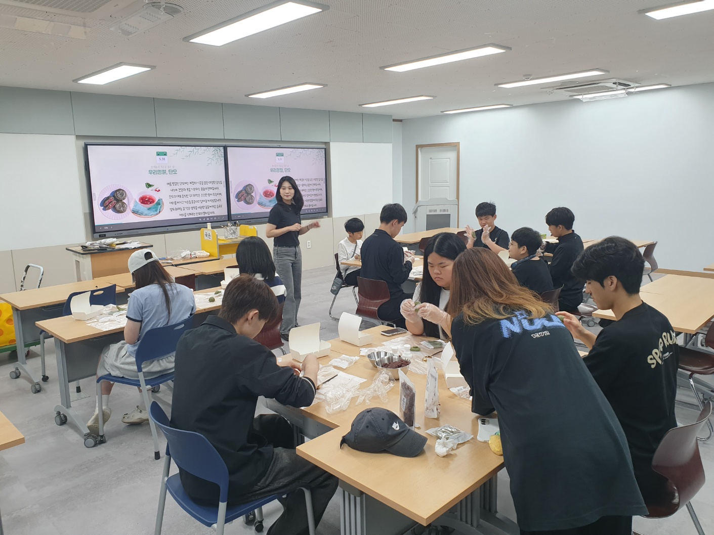 학생기획형_역사문화창작소 공유학교 활동 사진