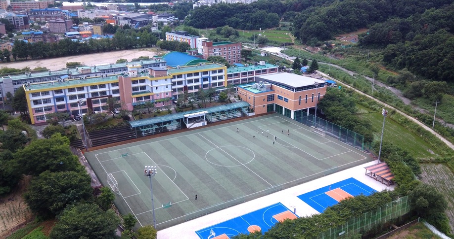 행복한 학교, 함께하는 일동교육